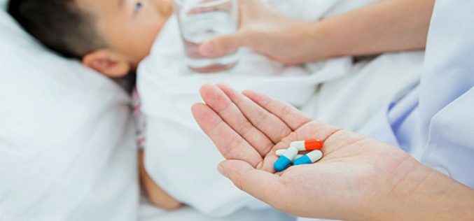 5 lỗi nghiêm trọng khi cho trẻ sử dụng thuốc kháng sinh
