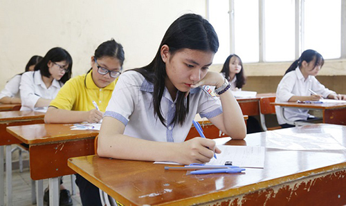 Áp dụng hai hình thức thi vào kỳ tuyển sinh THPT tại Hà Nội