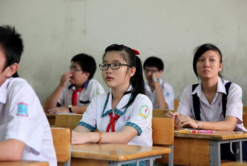 Tự luận và trắc nghiệm được kết hợp trong kỳ thi vào THPT tại Hà Nội