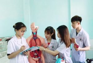 Những điều hay đang chờ đón sinh viên Cao đẳng Y Dược