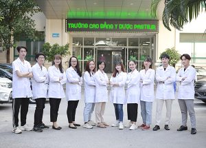 Tỉ lệ sinh viên Cao đẳng Dược xin việc thành công là bao nhiêu?
